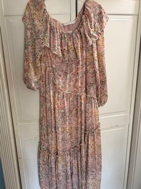 Flowered dress ready for race season!